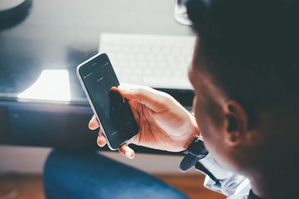 Research suggests phone calls preferred for customer service