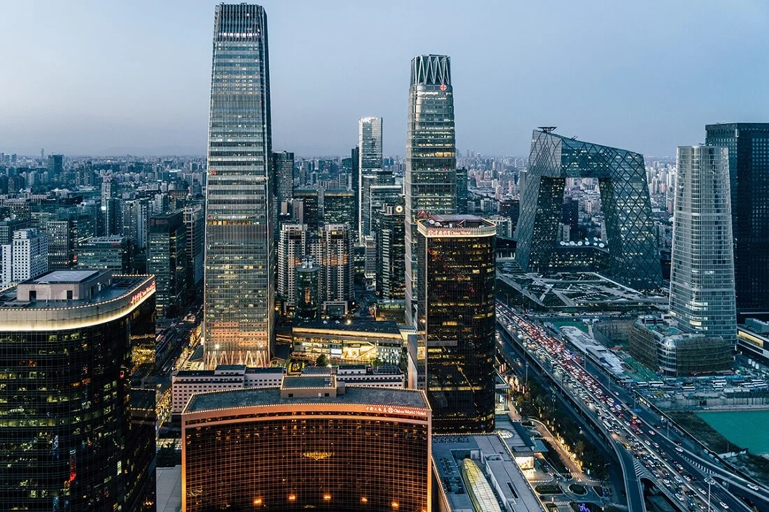 Evergrande cancels football stadium deal and receives $818m &#8211; will this stave off a collapse?